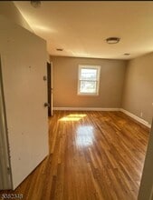 323 Union Ave in Irvington, NJ - Building Photo - Building Photo