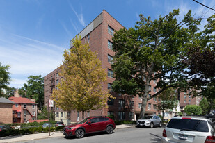 Cambridge House in Bronx, NY - Building Photo