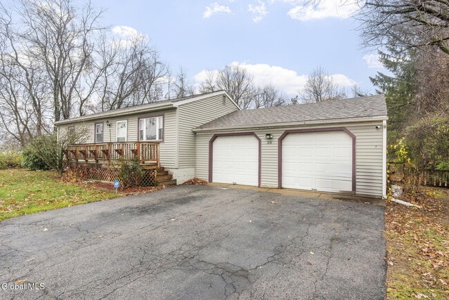 38 Duncan Rd in Gansevoort, NY - Building Photo - Building Photo