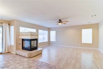 8508 Copper Knoll Ave in Las Vegas, NV - Building Photo - Building Photo