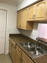 733 Riverside Dr in Coral Springs, FL - Building Photo - Building Photo