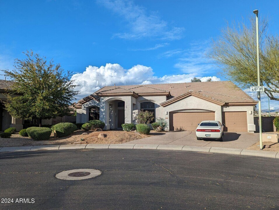 6508 E Claire Dr in Scottsdale, AZ - Building Photo