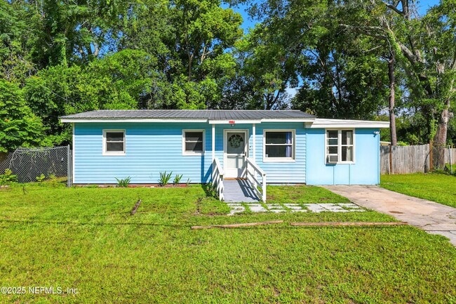355 Wildwood Ln
