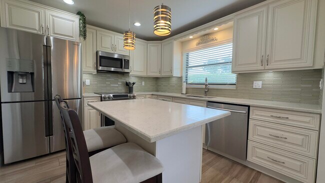 9900 Chestnut Tree Terrace in Boynton Beach, FL - Building Photo - Building Photo