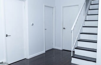 11 Lentz Ave in Newark, NJ - Building Photo - Building Photo