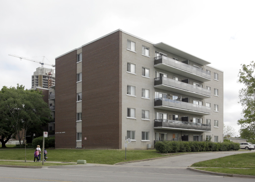 West Mall Manor in Toronto, ON - Building Photo