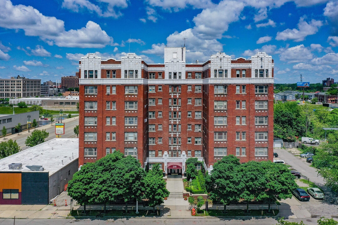 The Barlum in Detroit, MI - Building Photo