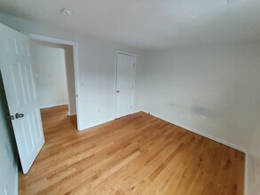 235-2 Columbia Rd, Unit 2 in Boston, MA - Building Photo - Building Photo