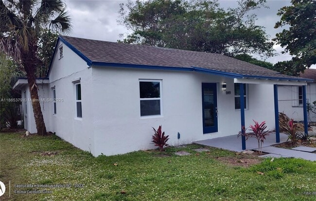 property at 849 W 2nd St