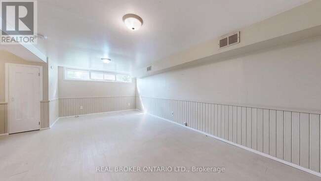 351 Taylor Mills Dr N in Richmond Hill, ON - Building Photo - Building Photo