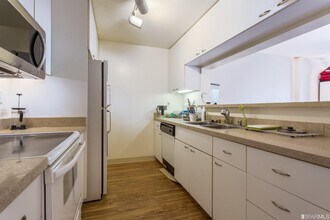 300 3rd St in San Francisco, CA - Building Photo - Building Photo