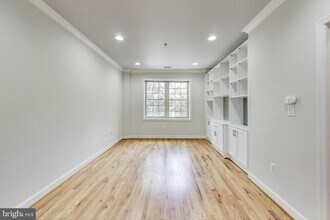 430 Irving St NW in Washington, DC - Building Photo - Building Photo