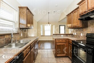 2416 Apple Way in Midwest City, OK - Building Photo - Building Photo
