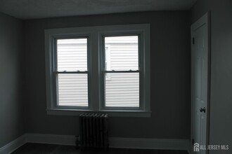 67 Edgar St in Carteret, NJ - Building Photo - Building Photo