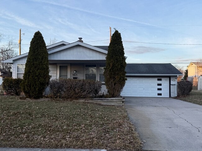 property at 3415 Collegiate Ct