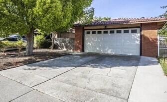 2728 Almondwood Way in Fairfield, CA - Building Photo