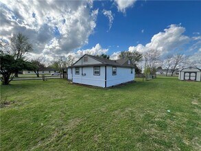 851 S Jersey St in Siloam Springs, AR - Building Photo - Building Photo