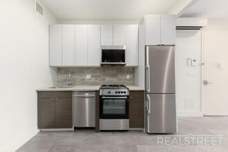 NEW 1 BED in Cobble Hill with Amenities! in Brooklyn, NY - Building Photo - Building Photo