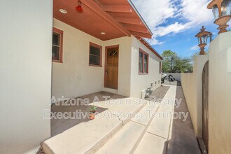 1014 N 7th Ave in Tucson, AZ - Foto de edificio - Building Photo