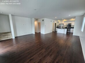 106 Macintosh Way in Upland, CA - Building Photo - Building Photo