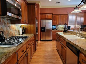 540 Marissa Ln in Camarillo, CA - Building Photo - Building Photo