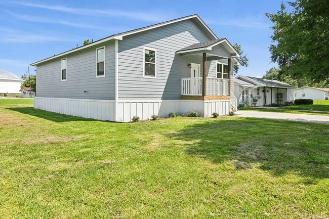 property at 1400 Golden St