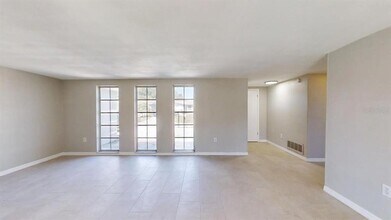 7834 Birchwood Dr in Port Richey, FL - Building Photo - Building Photo