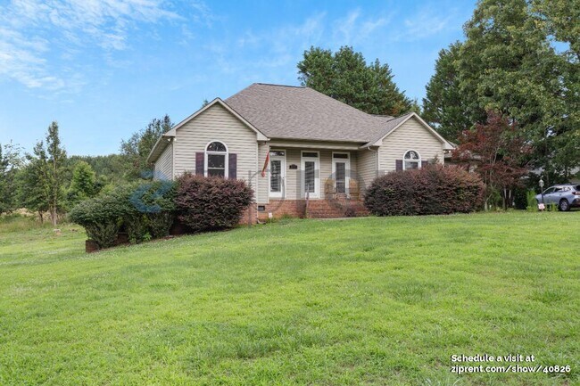 137 N Shore Dr in Cherryville, NC - Building Photo - Building Photo