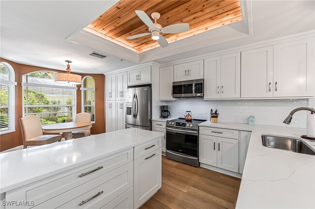 26991 Clarkston Dr in Bonita Springs, FL - Foto de edificio - Building Photo