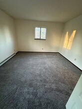 2079 Emery Ct, Unit 8 in East Troy, WI - Building Photo - Building Photo