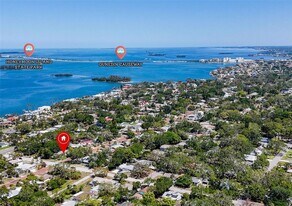1600 Pasadena Dr in Dunedin, FL - Building Photo