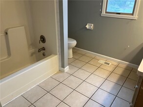 4 Still Pond Way in West Henrietta, NY - Building Photo - Building Photo
