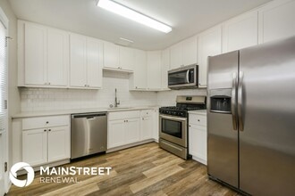 8 Preakness Dr in St. Peters, MO - Foto de edificio - Building Photo