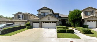 31 Ledgewood Dr in Rancho Santa Margarita, CA - Building Photo