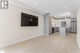 108 Balfour Ave in Toronto, ON - Building Photo - Building Photo
