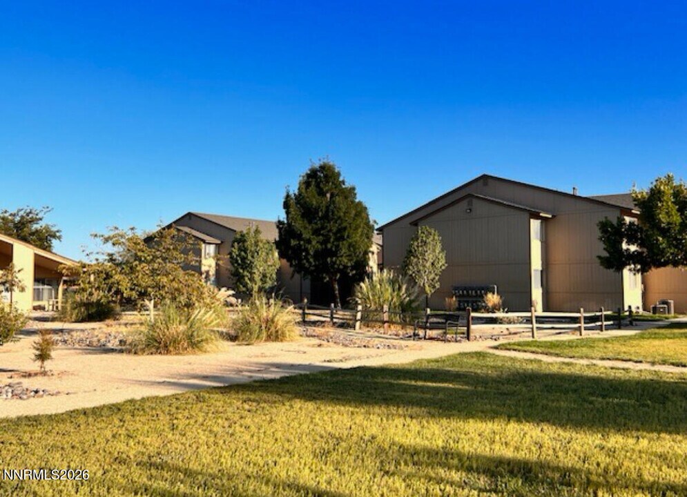 650 N Maine St in Fallon, NV - Building Photo