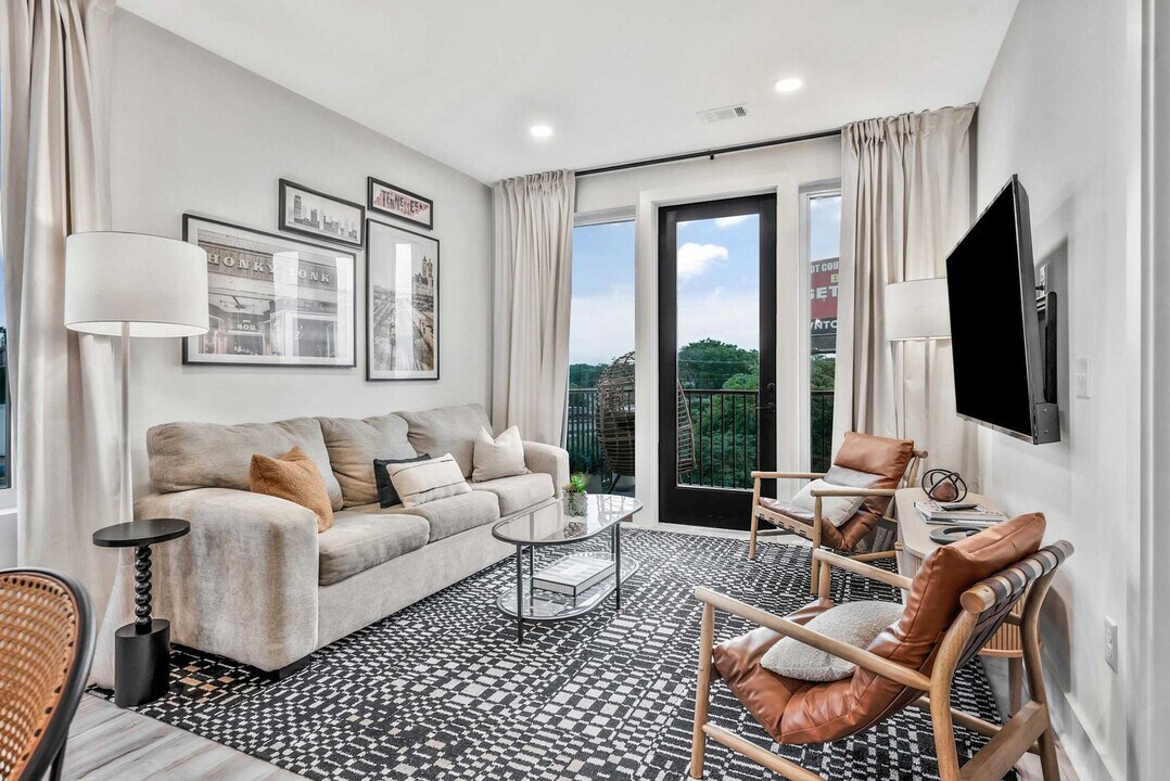 245 Hermitage Ave-Unit -ID1356316P in Nashville, TN - Building Photo