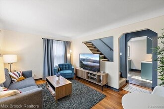 3207 N Altadena Ave in Royal Oak, MI - Building Photo - Building Photo