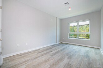 500 Commerce St in Hawthorne, NY - Building Photo - Building Photo