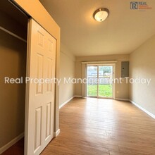 516 N K St in Tacoma, WA - Foto de edificio - Building Photo