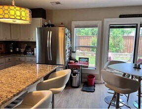 208 N Walnut St in Roanoke, TX - Building Photo - Building Photo