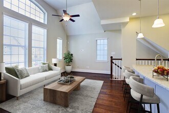 11005 Acorn Falls Dr in Houston, TX - Building Photo - Building Photo