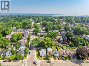 30 Baker St in Hamilton, ON - Building Photo - Building Photo