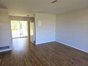 462 Briarwood Rd in Venice, FL - Foto de edificio - Building Photo