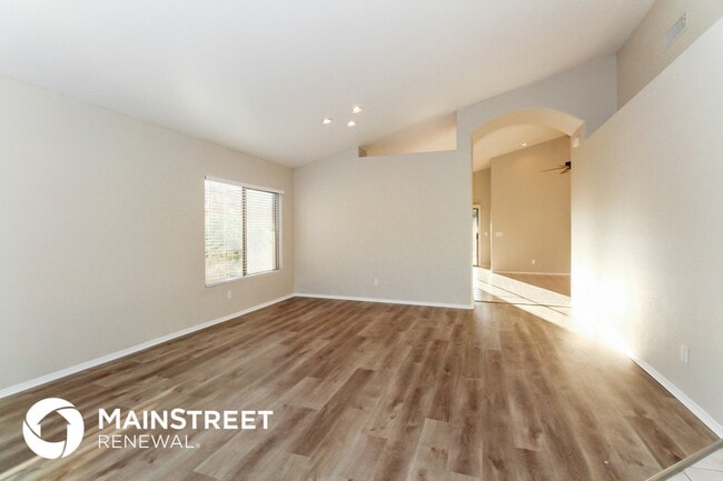 11151 N Desert Flower Dr in Tucson, AZ - Building Photo - Building Photo