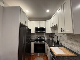 32 Reedsdale St, Unit 1 in Boston, MA - Building Photo