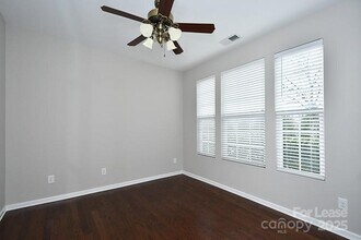 8204 Viewpoint Lane in Cornelius, NC - Building Photo - Building Photo