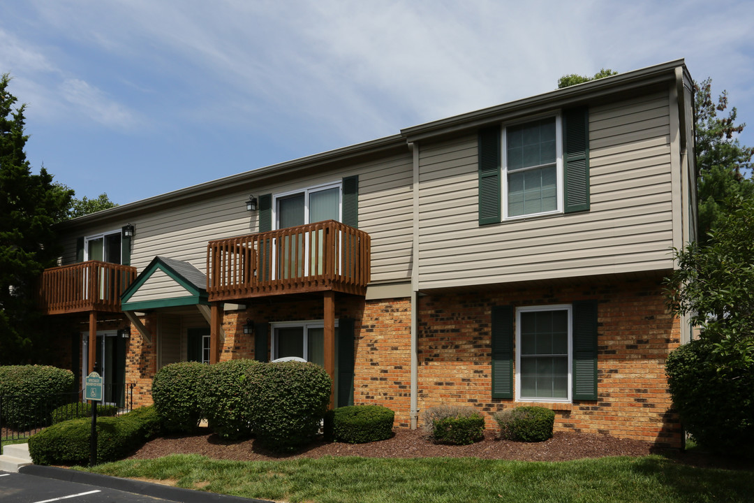 Heatherbrook in St. Louis, MO - Foto de edificio