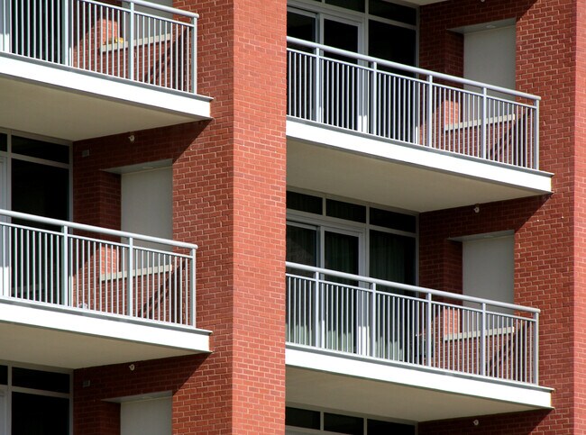 The Chimes in Tuscaloosa, AL - Foto de edificio - Building Photo