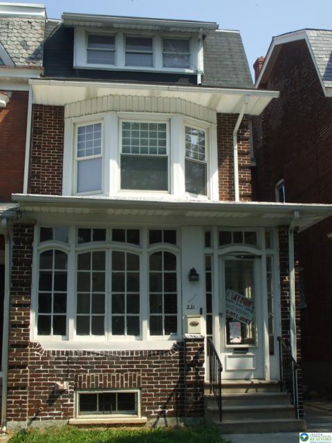 property at 221 S Madison St